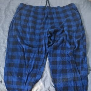 Fruit of the Loom Men's Black and Blue Plaid Joggers